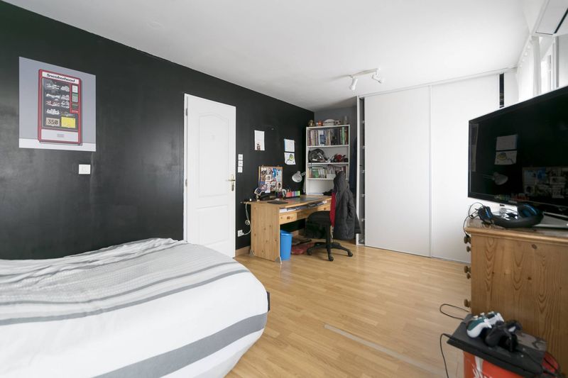 Maison offrant vie de PLAIN-PIED sur belle parcelle de terrain 1200m² entre LILLEBONNE et ST-ROMAIN DE COLBOSC