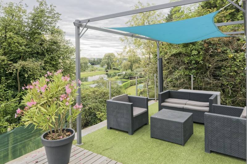 En vente, Maison RÉNOVÉE située à proximité de Saint Romain de Colbosc (76430)