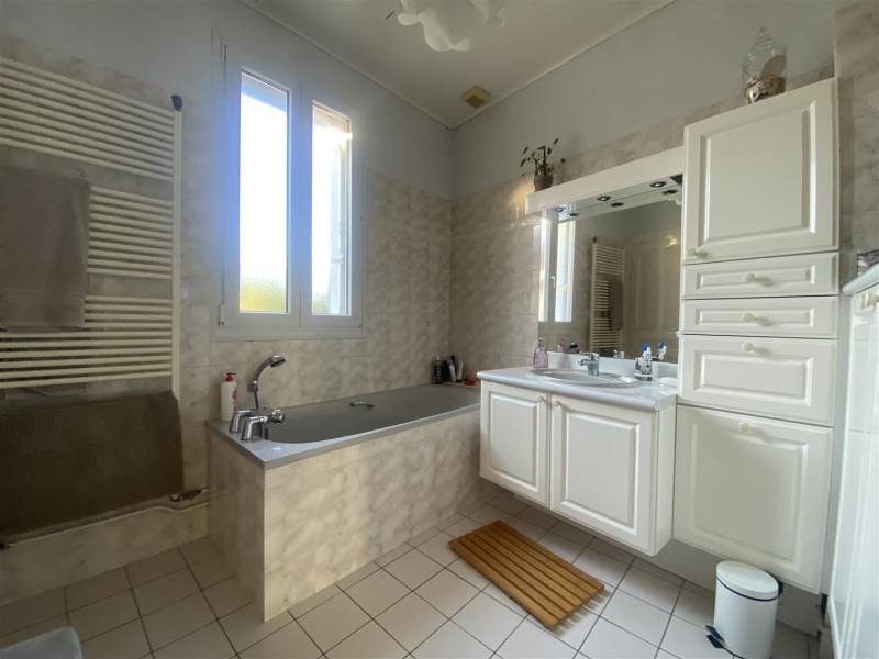 VENDU ! EN EXCLUSIVITÉ, Charmante maison située au HAVRE - secteur CALME à Graville (76600)