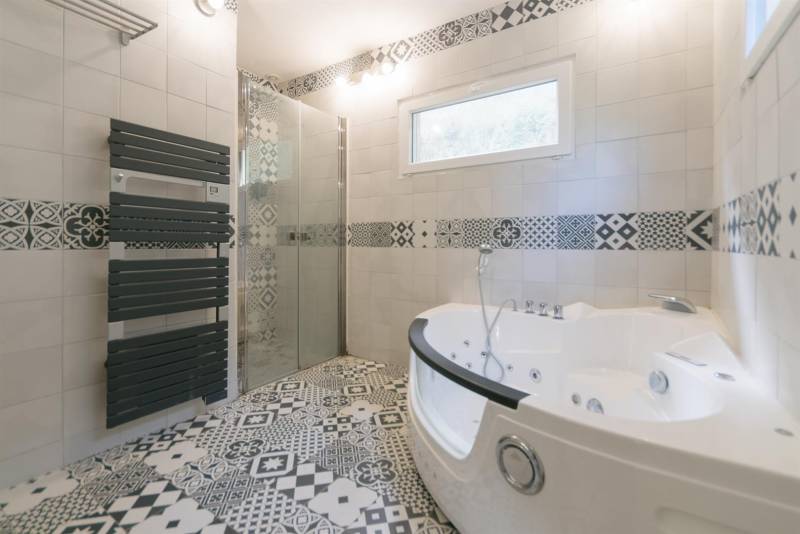 A vendre, Maison volume FAMILIAL situé à proximité de SAINT ROMAIN DE COLBOSC (76430)