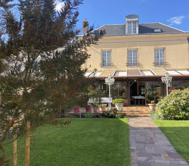 Rare à la vente, SANVIC-MAIRIE ! GRANDE Maison 