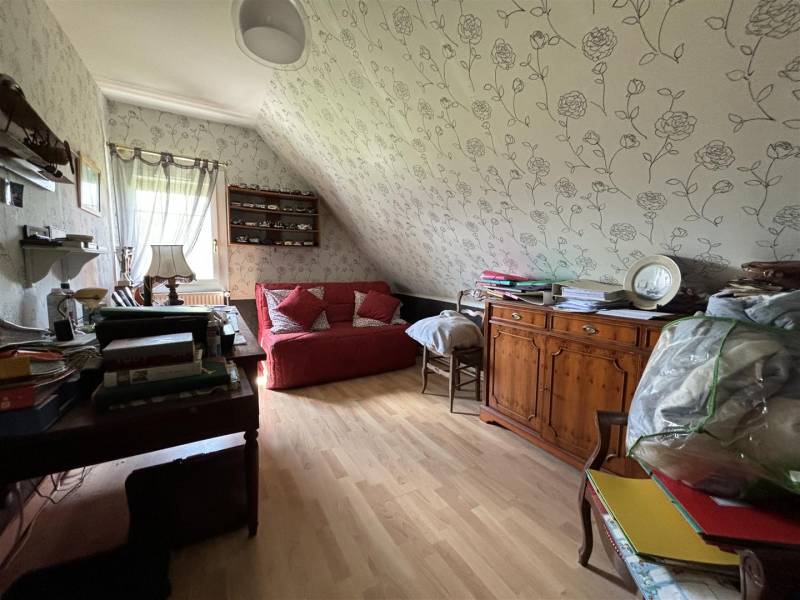 VENDU ! Maison offrant vie de PLAIN-PIED et beau VOLUME FAMILIAL édifiée sur parcelle de terrain 3000m² à CRIQUETOT-L'ESNEVAL (76280)