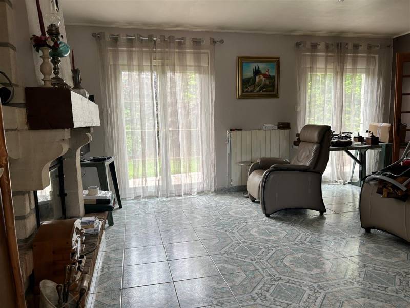 Maison de PLAIN-PIED avec SOUS-SOL COMPLET sur parcelle de terrain 600m² à MONTIVILLIERS (76290)