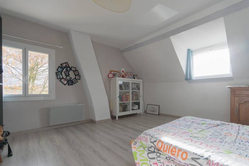 SOUS-COMPROMIS ! Maison BEAU VOLUME située AU CALME proche SAINT-ROMAIN DE COLBOSC (76430)