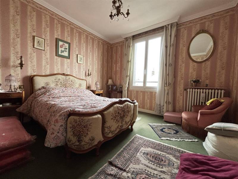 Maison NON-MITOYENNE sur sous-sol COMPLET très bien située proche place Sainte-Cécile au HAVRE (76610)