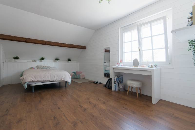 VENDU ! En EXCLUSIVITÉ, Maison BEAU VOLUME offrant vie de PLAIN-PIED située au CALME proche LILLEBONNE (76170)