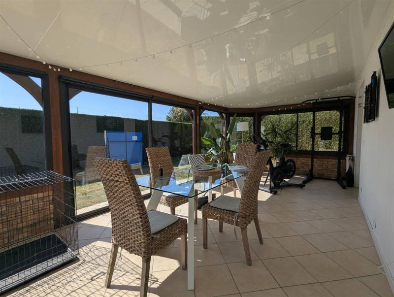 VENDU ! En EXCLUSIVITÉ, Maison BEAU VOLUME offrant vie de PLAIN-PIED située au CALME proche LILLEBONNE (76170)