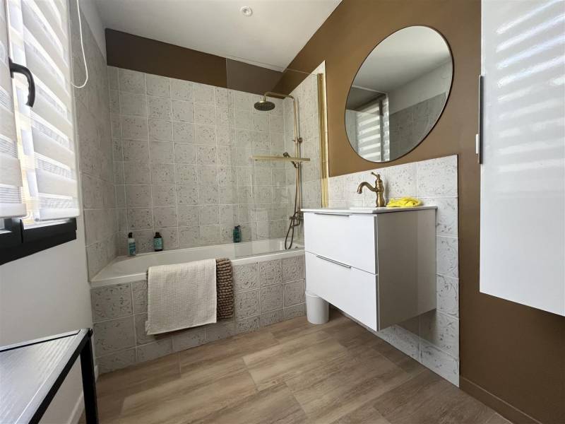 VENDU ! Maison de MAÎTRE entièrement RÉNOVÉE située au CALME proche de CAUVILLE-SUR-MER (76930)
