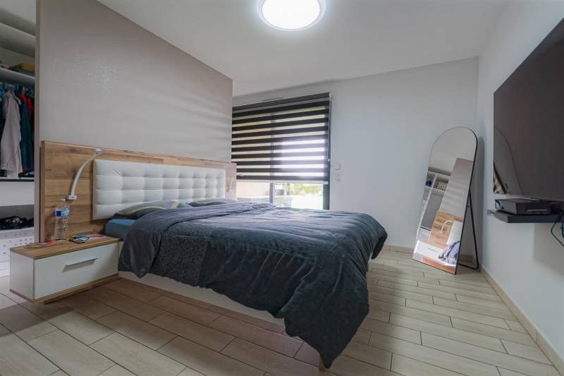 En EXCLUSIVITÉ, Belle Maison RÉCENTE 2019 Volume 150m² avec PISCINE idéalement située dans le CENTRE de SAINT-ROMAIN DE COLBOSC (76430)