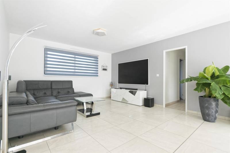 En EXCLUSIVITÉ, Belle Maison RÉCENTE 2019 Volume 150m² avec PISCINE idéalement située dans le CENTRE de SAINT-ROMAIN DE COLBOSC (76430)