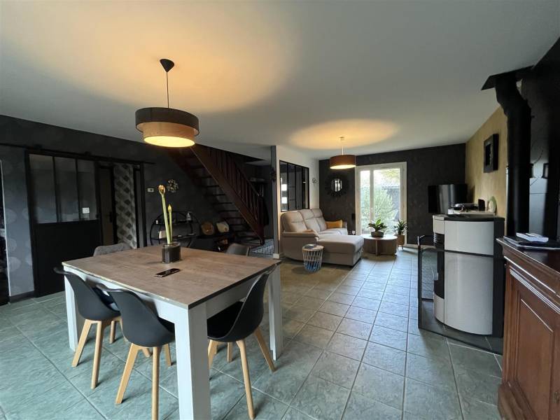 Maison NON-MITOYENNE en BON ÉTAT située au HAVRE (76620) - proche place de Bléville
