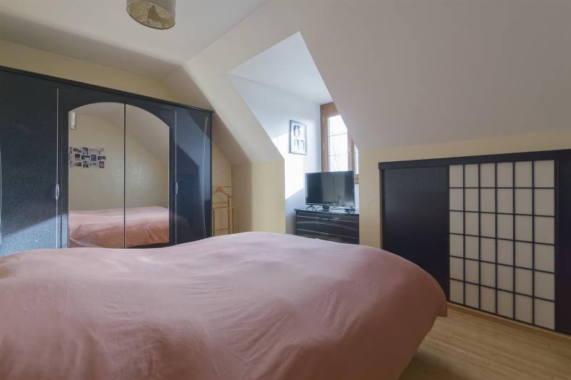 SOUS-COMPROMIS ! En EXCLUSIVITÉ, Maison NON-MITOYENNE en TRÈS BON ÉTAT située à proximité de SAINT-ROMAIN DE COLBOSC (76430)