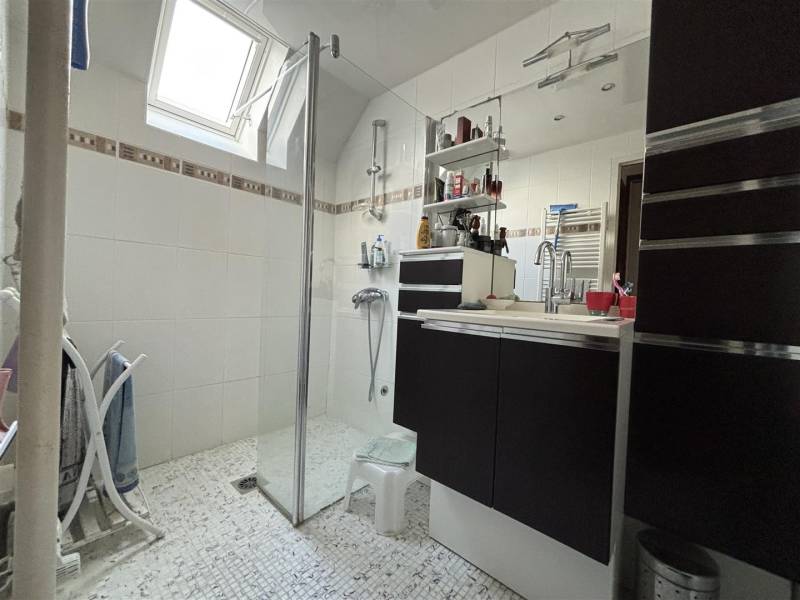 SOUS-COMPROMIS ! En EXCLUSIVITÉ, Pavillon NON-MITOYEN en BON ÉTAT situé à proximité de GODERVILLE (76110)