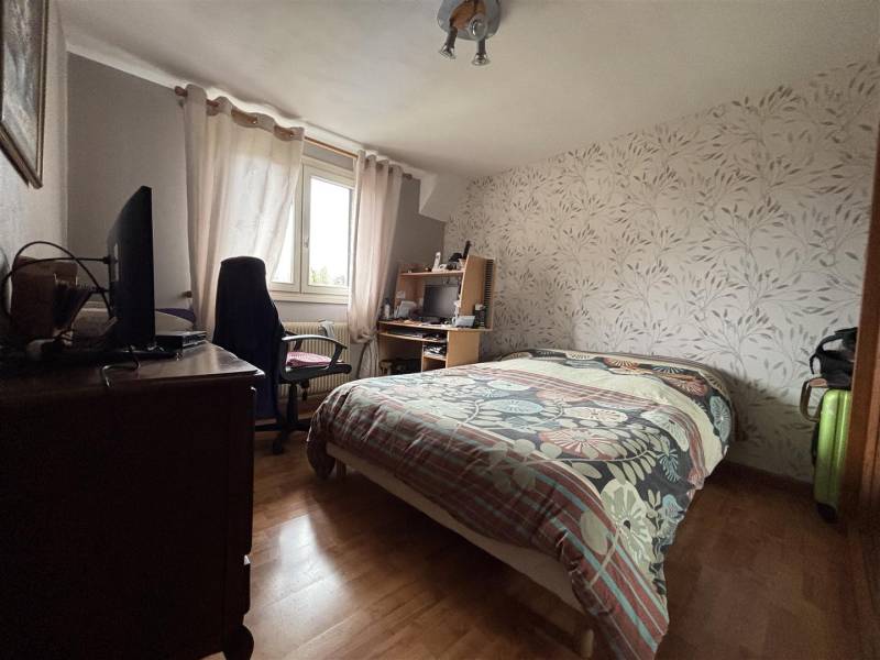 SOUS-COMPROMIS ! En EXCLUSIVITÉ, Pavillon NON-MITOYEN en BON ÉTAT situé à proximité de GODERVILLE (76110)