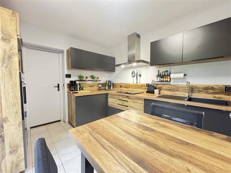 BELLE Maison 150m² en TRÈS BON ÉTAT offrant vie de PLAIN-PIED idéalement située à moins de 10min de la MER à SAINT-JOUIN BRUNEVAL (76280)