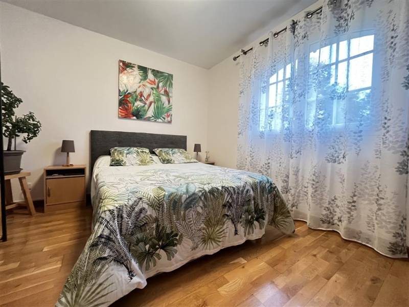 BELLE Maison 150m² en TRÈS BON ÉTAT offrant vie de PLAIN-PIED idéalement située à moins de 10min de la MER à SAINT-JOUIN BRUNEVAL (76280)