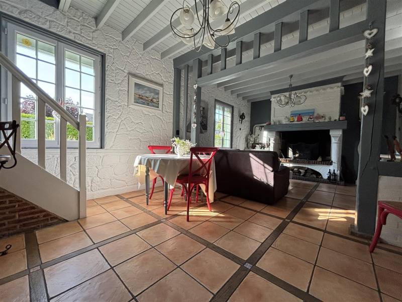 Maison plein de CHARME offrant vie de PLAIN-PIED située à 5min de CRIQUETOT L'ESNEVAL (76280)