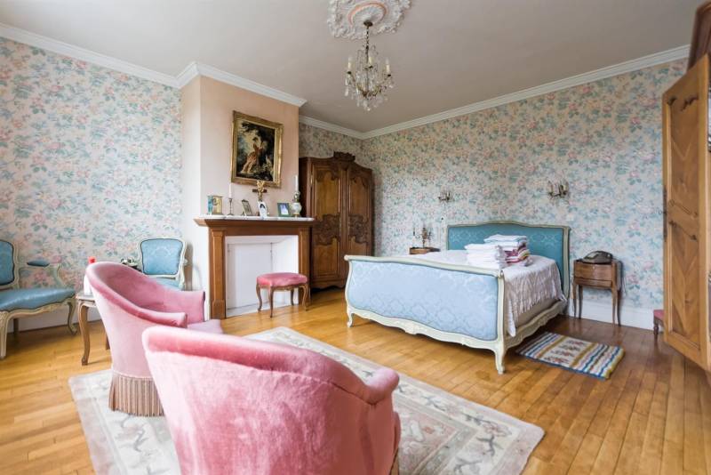 En EXCLUSIVITÉ, Charmante MAISON avec VASTE PARCELLE environ 4000m² idéalement située à SAINT-ROMAIN DE COLBOSC (76430)
