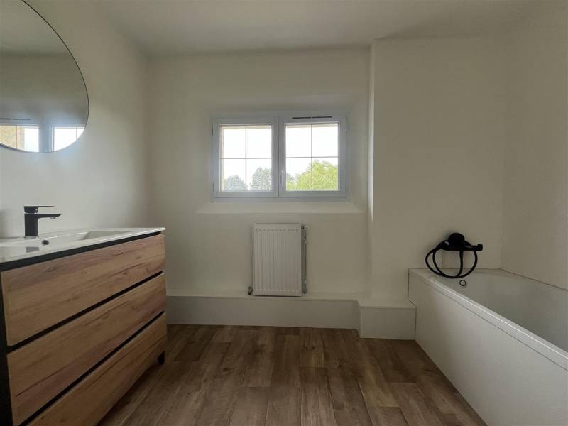 En EXCLUSIVITÉ, BELLE Maison 170m² + DÉPENDANCE 110M² idéalement situées au CALME à MANNEVILLETTE (76290)