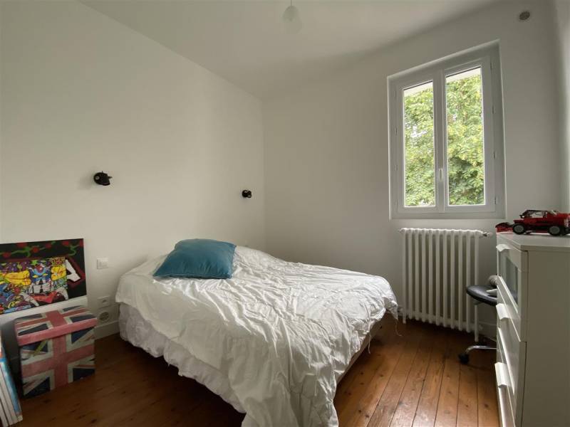 En EXCLUSIVITÉ, Maison NON-MITOYENNE idéalement située en plein CENTRE de MONTIVILLIERS (76290)