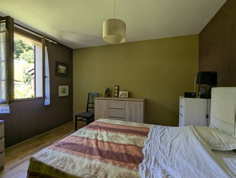 En EXCLUSIVITÉ, Maison NON-MITOYENNE offrant vie de PLAIN-PIED dans secteur RÉSIDENTIEL de GRUCHET-LE-VALASSE (76210)