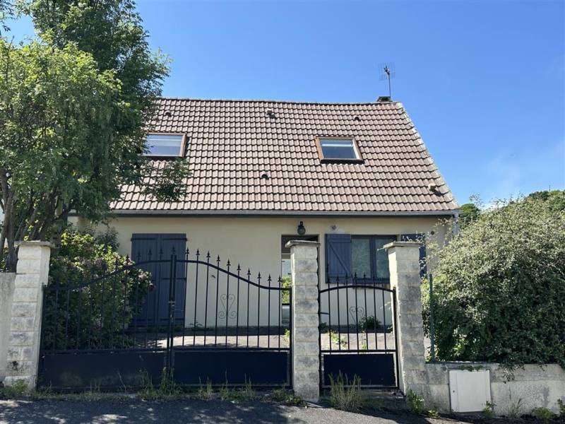Maison NON-MITOYENNE en BON ÉTAT idéalement située proche FORÊT de Montgeon au HAVRE (76610)
