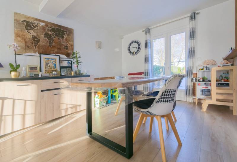 VENDU ! EN EXCLUSIVITÉ, Maison traditionnelle avec possibilité de vie de PLAIN-PIED à proximité de ST-ROMAIN DE COLBOSC (76430)