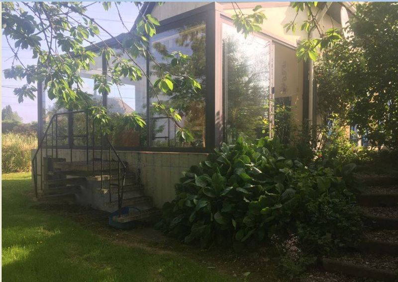 PAVILLON NON MITOYEN sur SOUS-SOL COMPLET situé Axe TANCARVILLE - LILLEBONNE 76170