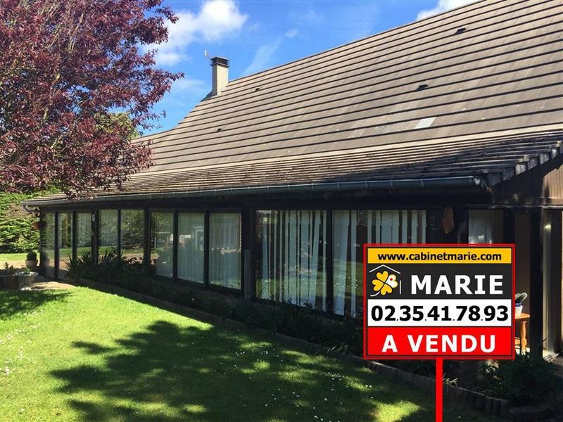 À vendre, JOLI PLAIN-PIED TOTAL av. GARAGE T5 à ST JOUIN BRUNEVAL (76280).