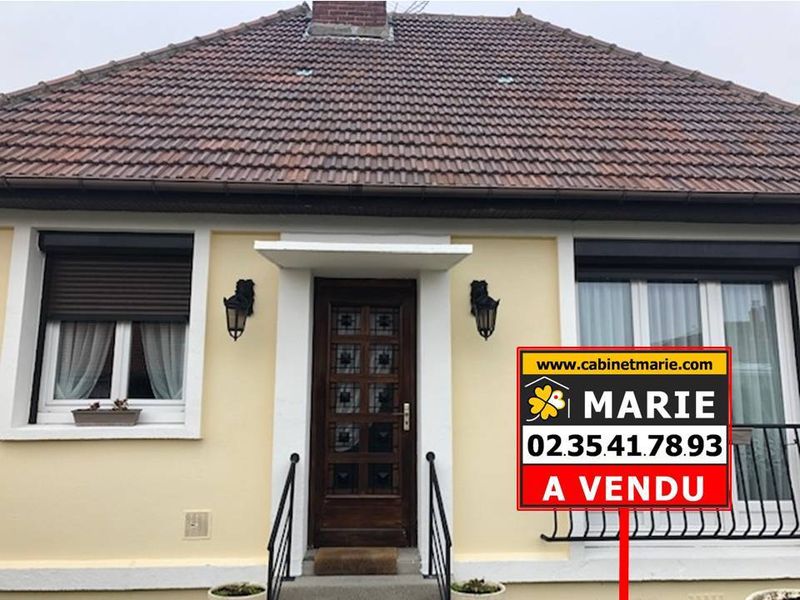 Vendu ! JOLI PLAIN-PIED avec GARAGE et JARDIN à BLÉVILLE (76620) - proche PLACE