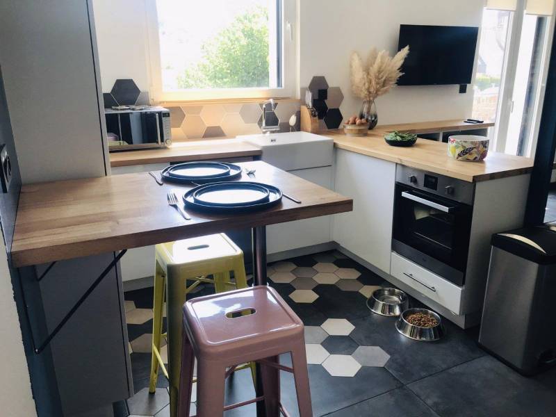 MAISON RÉNOVÉE avec vie de PLAIN-PIED, LE HAVRE secteur SANVIC (76620)