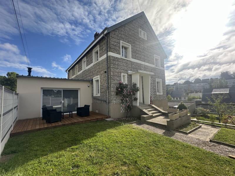 Maison entièrement RÉNOVÉE idéalement située à SAINTE-ADRESSE (76310)