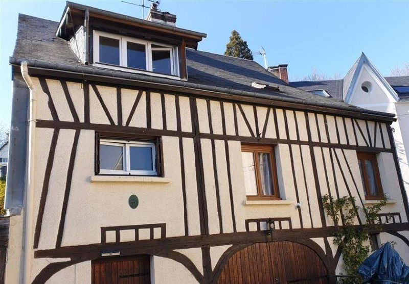 À vendre, MAISON NORMANDE T5 avec JARDINET située CENTRE DE BOLBEC 76210