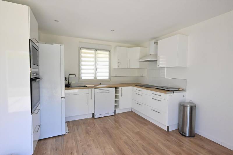 VENDU ! Maison récente NON-MITOYENNE avec JARDIN CLOS située rue pavillonnaire de Graville au HAVRE (76600)