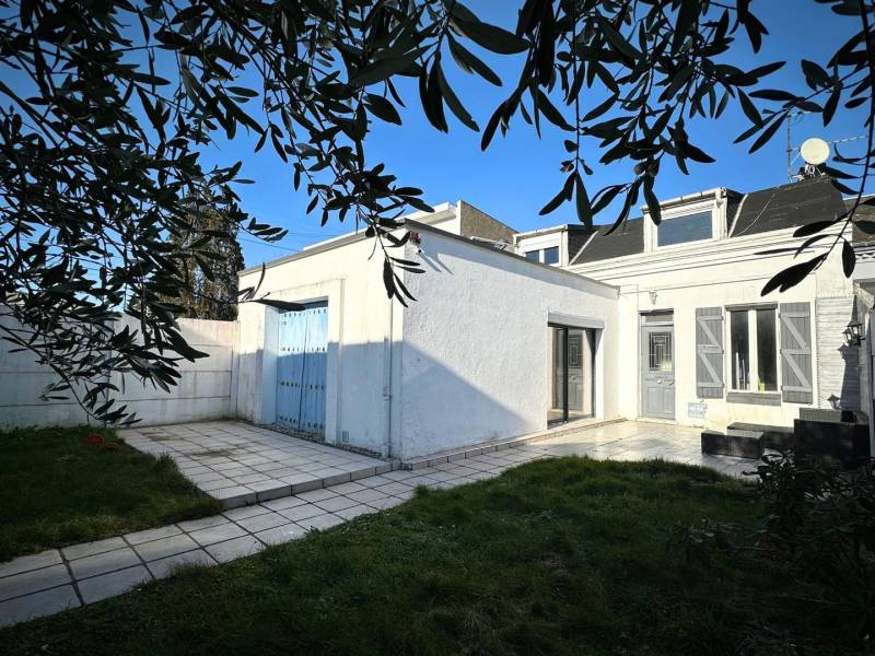 Maison à vendre offrant vie de PLAIN-PIED idéalement située au HAVRE (76620) Sanvic-Mairie