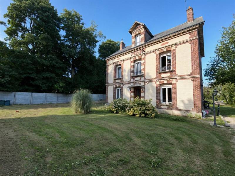 BELLE Maison de CARACTÈRE BEAU VOLUME bien située à GONFREVILLE L'ORCHER (76700)
