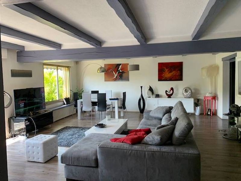BELLE MAISON 4 CHAMBRES avec GARAGE en sous/sol et JARDIN située au HAVRE - SANVIC SOUS-BRETONNE 76620