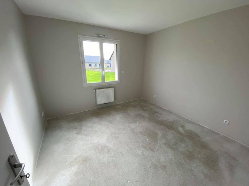 Vendu ! PLAIN-PIED TOTAL NEUF avec 3 CHAMBRES & GARAGE situé PLEIN COEUR de SAINT ROMAIN DE COLBOSC (76430)