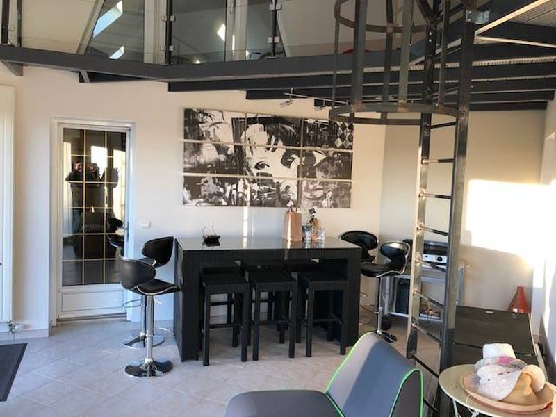 SUPERBE PAVILLON RÉCENT avec vie de PLAIN-PIED en vente à CRIQUETOT L'ESNEVAL (76280), proche CENTRE BOURG