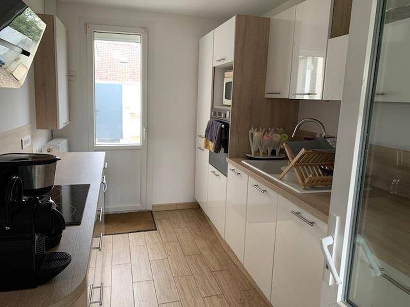 À vendre Maison traditionnelle, bien placée sur secteur RÉSIDENTIEL de BLÉVILLE