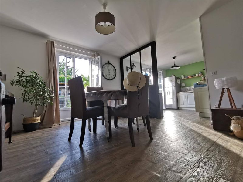 Pavillon TRADITIONNEL T4 avec GARAGE & JARDIN situé canton SAINT ROMAIN DE COLBOSC 76430