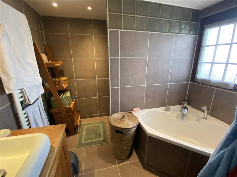 En EXCLUSIVITÉ, Maison NON-MITOYENNE offrant vie de PLAIN-PIED idéalement située au HAVRE - Sanvic (76620)