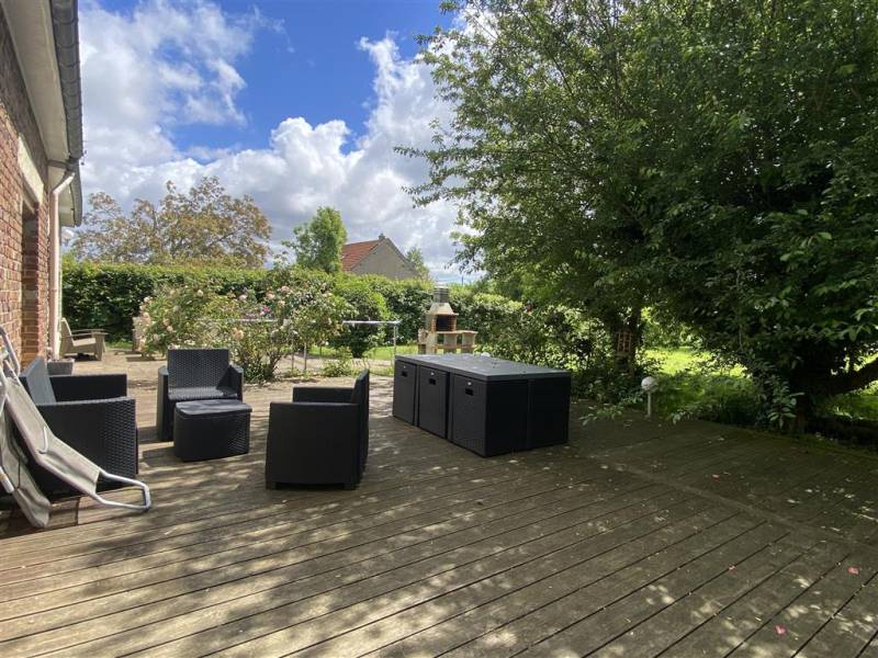 En EXCLUSIVITÉ, ENSEMBLE IMMOBILIER sur BELLE PARCELLE de terrain + de 3000m² idéalement situé à OCTEVILLE SUR MER (76930)