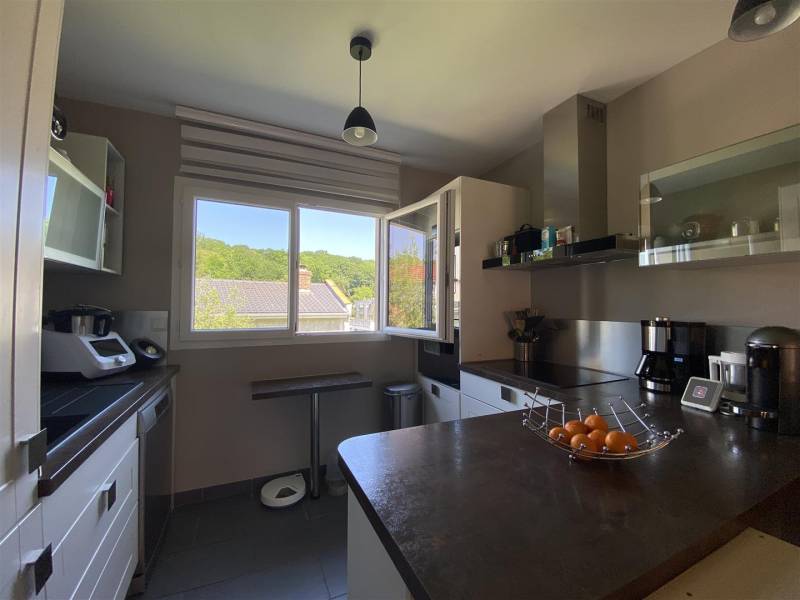 En EXCLUSIVITÉ, Maison en TRÈS BON ÉTAT idéal FAMILLE proche place Ste Cécile au HAVRE (76610)