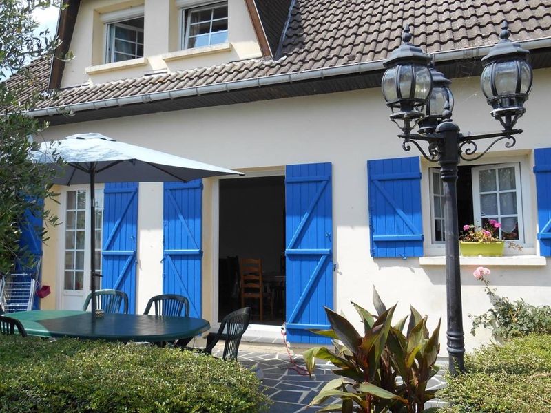 PAVILLON NON MITOYEN sur SOUS-SOL COMPLET situé Axe TANCARVILLE - LILLEBONNE 76170