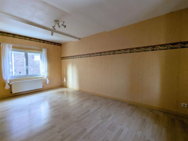 Maison BEAU POTENTIEL en plein CENTRE-BOURG de GRUCHET-LE-VALASSE (76210)