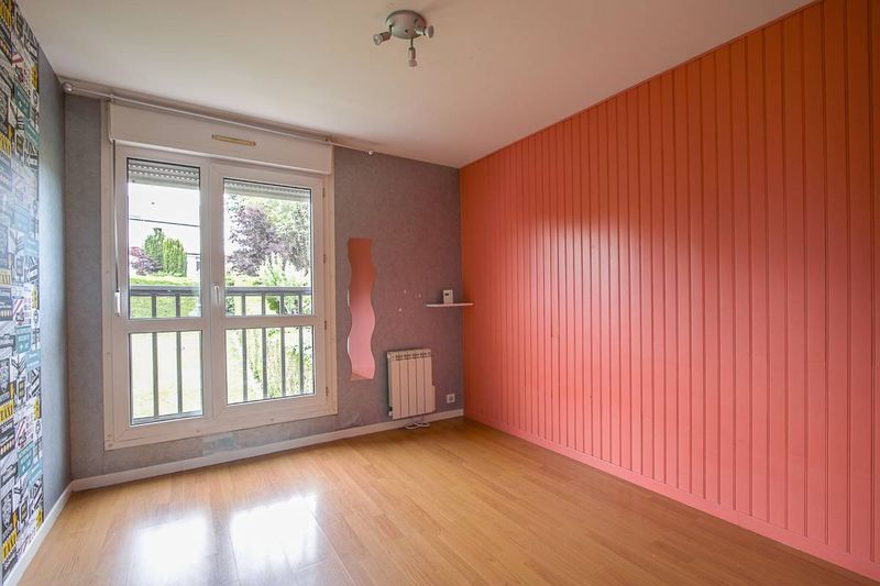 JOLIE MAISON T3 avec GARAGE + JARDIN CLOS située à ROLLEVILLE 76133, à 10 minutes de Montivilliers, proche du Havre