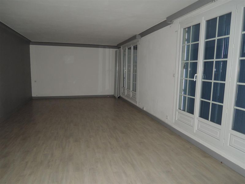 PAVILLON NON MITOYEN avec GARAGE vendu Rue du Président Coty T5 au HAVRE (76620).