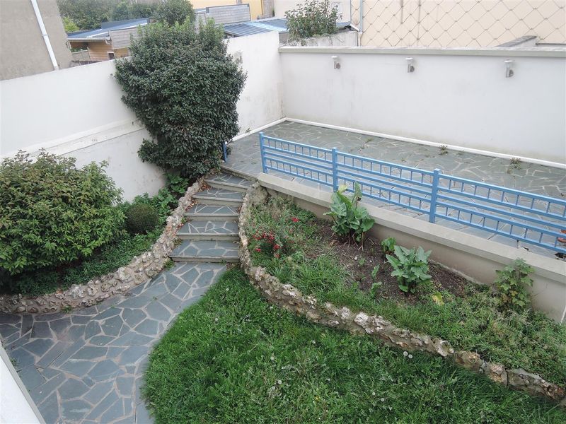 PAVILLON NON MITOYEN avec GARAGE vendu Rue du Président Coty T5 au HAVRE (76620).