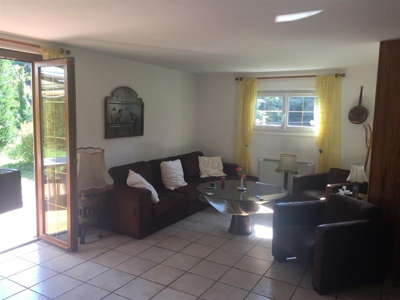 JOLI TRADITIONNEL avec vie de PLAIN-PIED T4 en vente à TURRETOT (76280), proche Le Havre